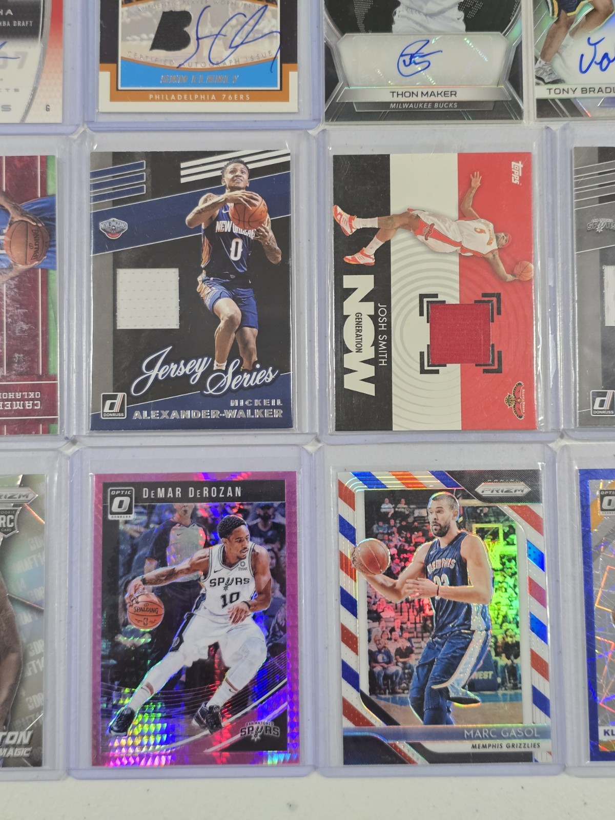 Huge NBA Basketball card lot X 25 numbered / Auto / Inserts / GU Jersey Patch RC view 3