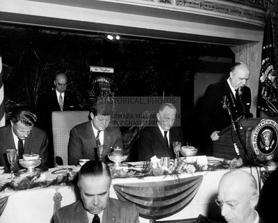 JOHN F KENNEDY PRAYER BREAKFAST WASHINGTON DC 1961 8X10 PHOTO