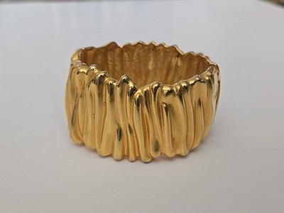 Vtg  80s Wide CHUNKY Goldtone Textured  BRUTILIST  Look Cuff Bracelet