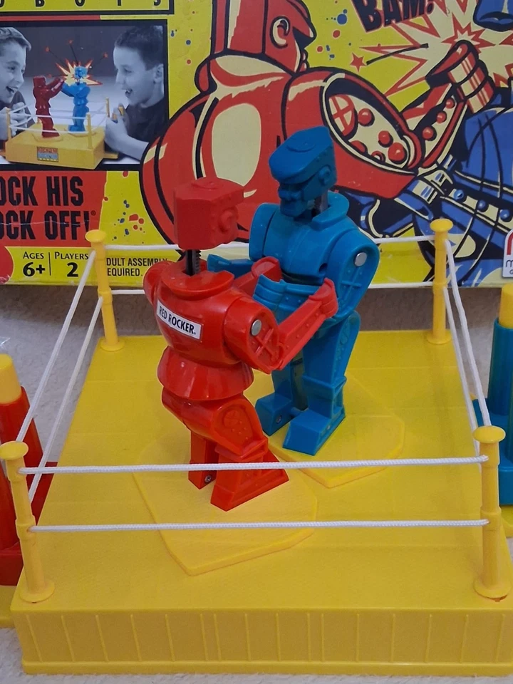 Mattel Rock 'Em Sock 'Em Robots Original Fighting Game In Box Working 2012. - Image 2 of 4