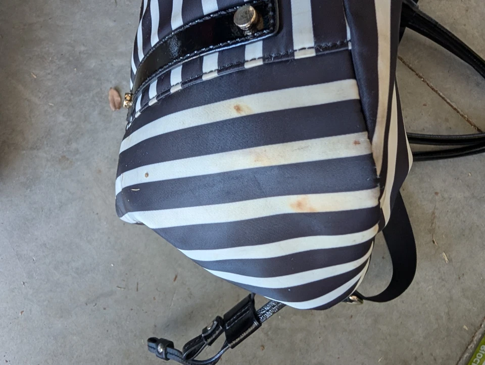 KATE SPADE STEVIE Lujo Grande Blanco y Negro Rayas Nylon Bolsa de Pañales Viaje Foto 3 de 4