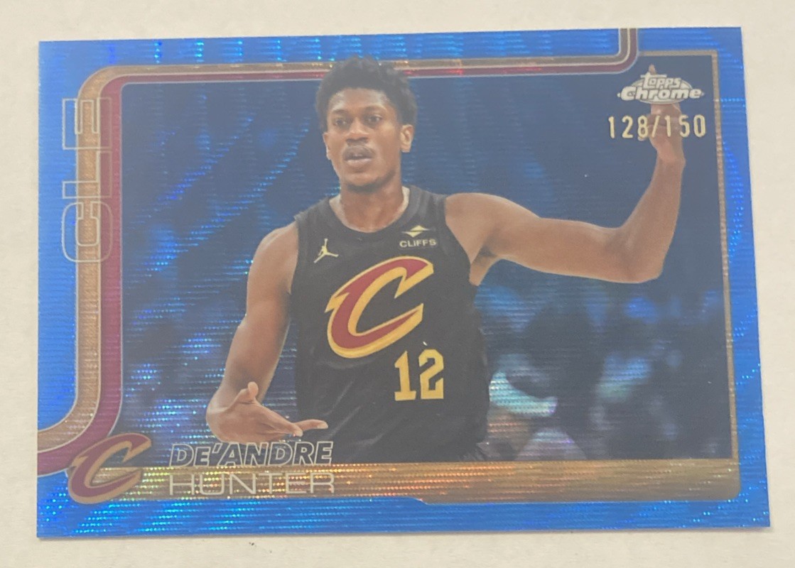 2025-26 Topps Chrome #d /150 Blue Wave Refractor SP Insert De'Andre Hunter