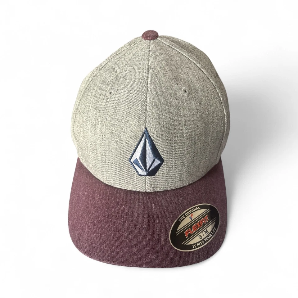 Volcom Full Stone Heather Baseball cap Flexfit - Warehouse Clearance  ONLY £20 - Image 2 of 3