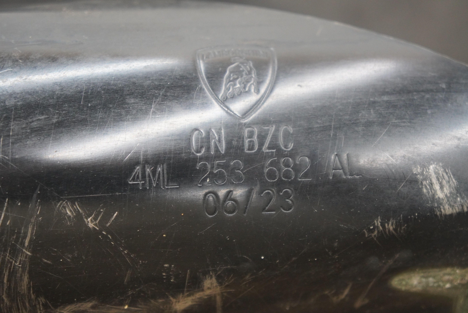 Right Exhaust Muffler Tail Pipe End Tip Graphite 4ML253682AL Lamborghini Urus