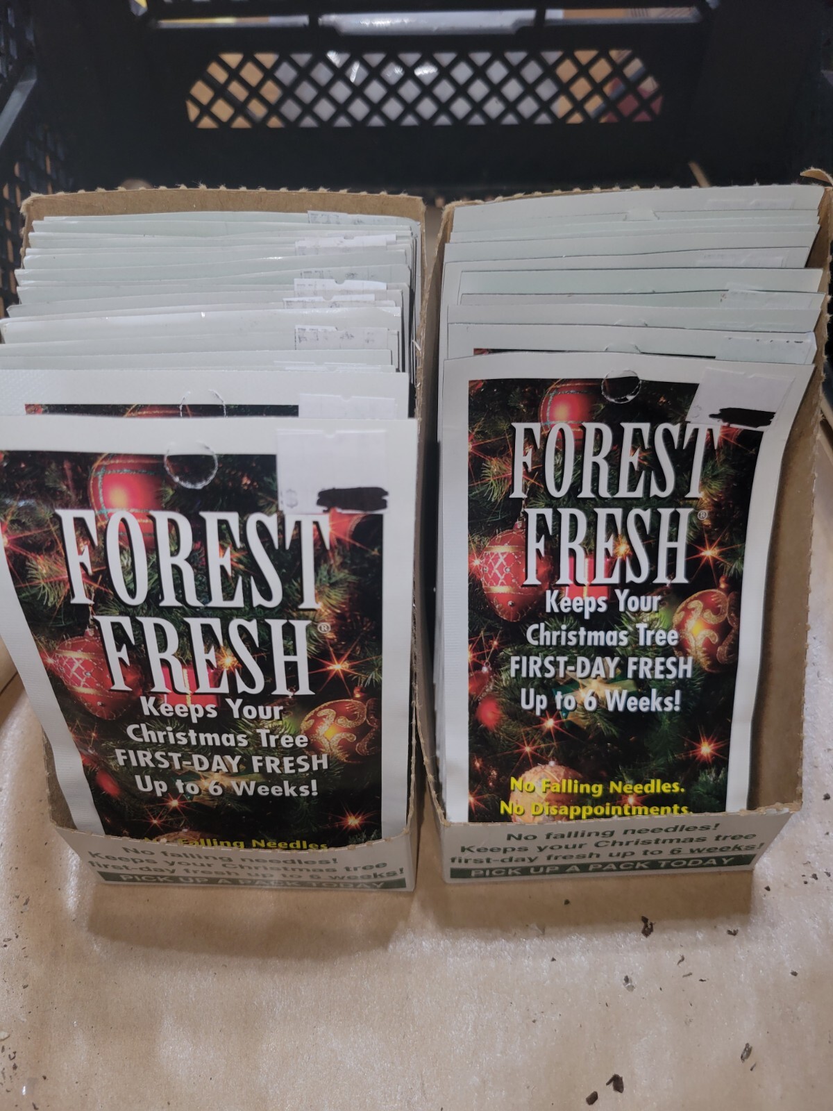 29 Packs Forest Fresh Christmas Tree Preservative Keeps Your Tree
