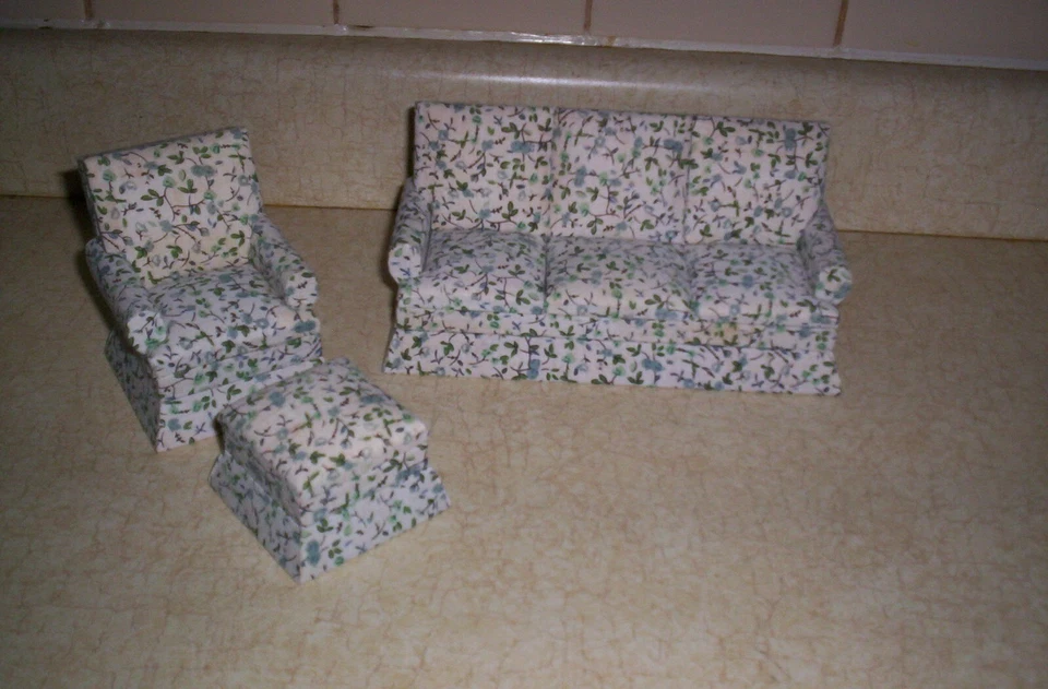 SILLA SOFÁ HANSSON REPOSAPIÉS CASA DE MUÑECAS MUEBLES MINIATURA Foto 2 de 4