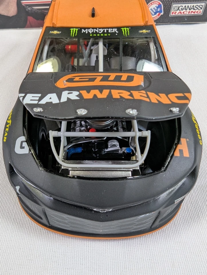 Jamie McMurray #1 GearWrench 2018 Chevrolet Camaro 1:24 - 1 de 769 Foto 2 de 4