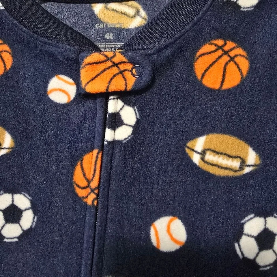 Pijama Carter's para niños pequeños 4T niño/niña tema deportivo con patas de vellón Foto 3 de 4