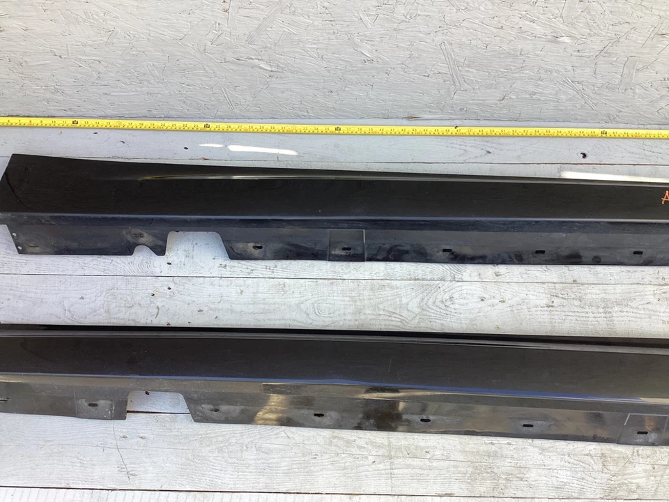 2009-2011 BMW 328i E90 Left & Right Side Skirt Rocker Panel Set of 2 OEM Foto 3 de 4