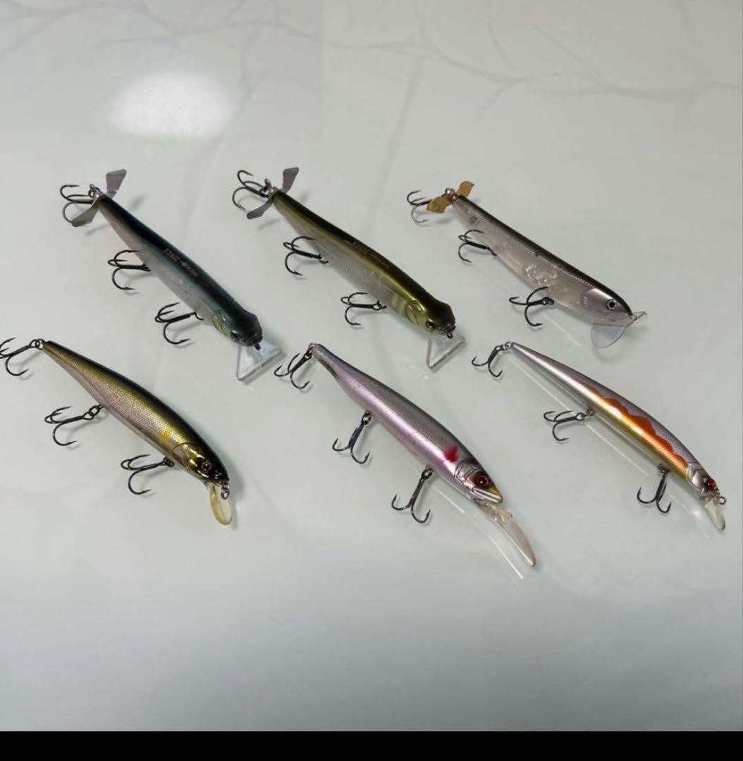 Bass fishing retirement set, worm lure bulk , spinnerbait, reel, hip bag - Image 7