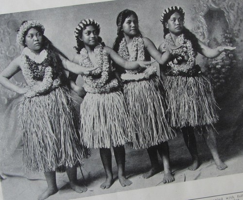 Rare Orig 1915 Aloha From Honolulu 32 Photo Views Hawaii People Beaches Queen