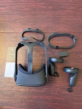 Oculus Quest 128GB VR Headset - Black