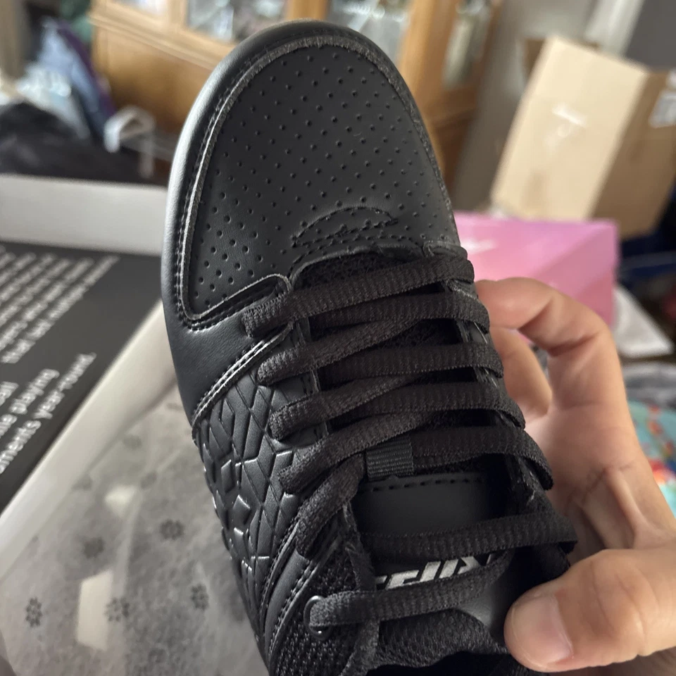 Botines softbol niñas talla uno nuevos Foto 4 de 4