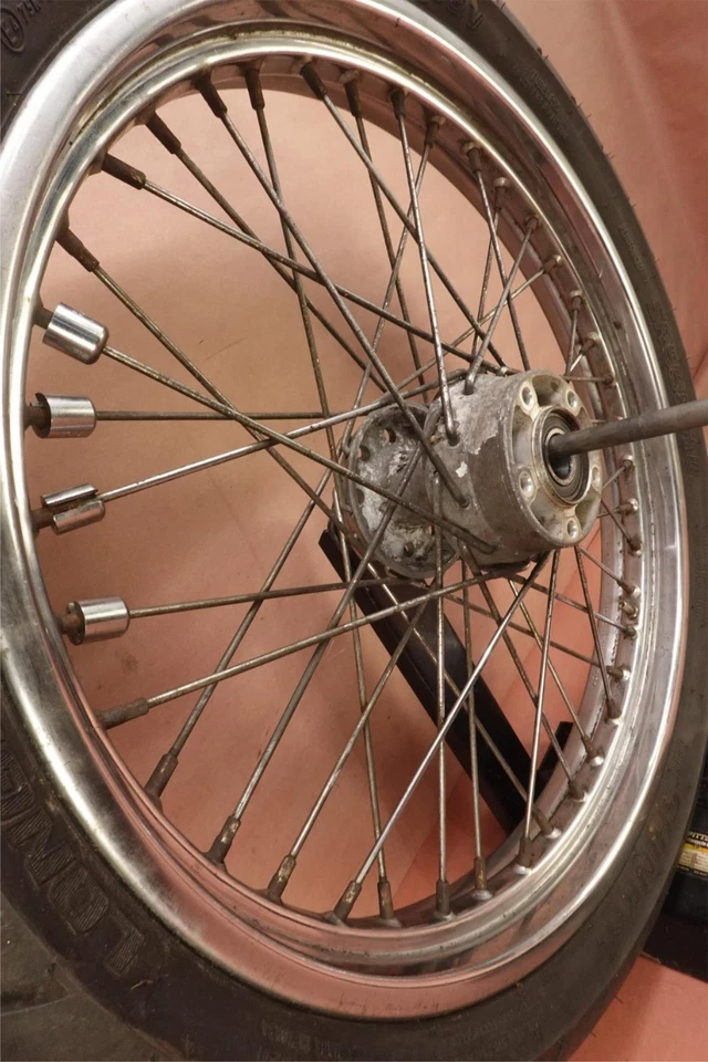 Harley-Davidson Softail Deluxe 2007-2016 FLSTN llanta delantera llanta rueda Foto 4 de 4