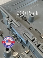 FOR LIONEL O GAUGE FASTRACK  (200) CLIPS GREY CLOSE COLOR MATCH CONNECTOR CLAMP