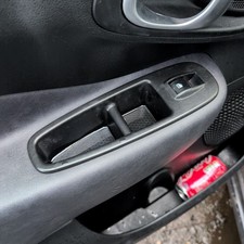 FIAT 500L LOUNGE 2013-2017 ELECTRIC WINDOW SWITCH FRONT LEFT SIDE 735555157