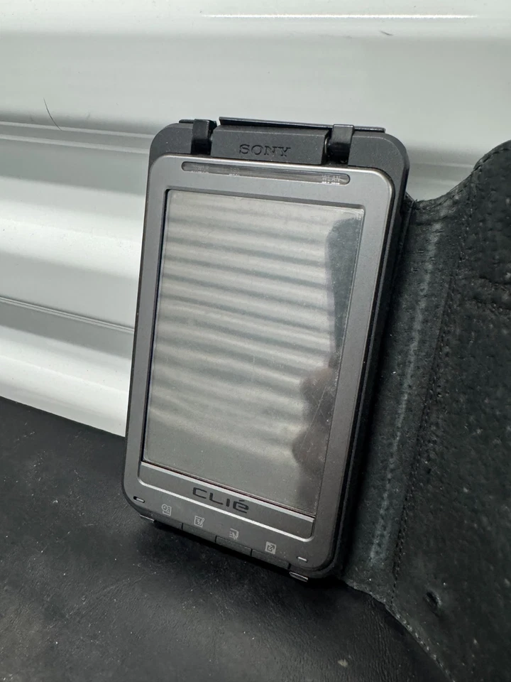 Sony Clie CSK-003/U Personal Entertainment Organizer - Image 2 of 4