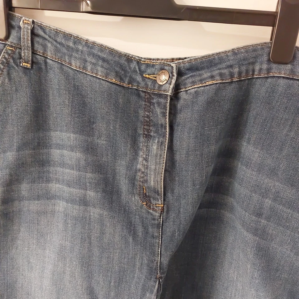 Boden Knee Length Denim Skirt Size 22L Pockets — 第 2/4 张图片