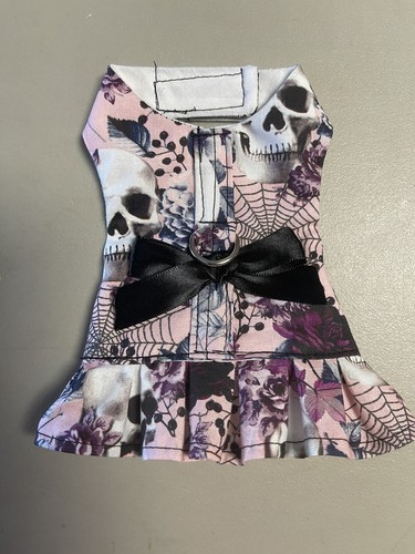 Dog Clothes Skull Harness Vest With Ruffles & Bow Size: 4 PLUS XXXS