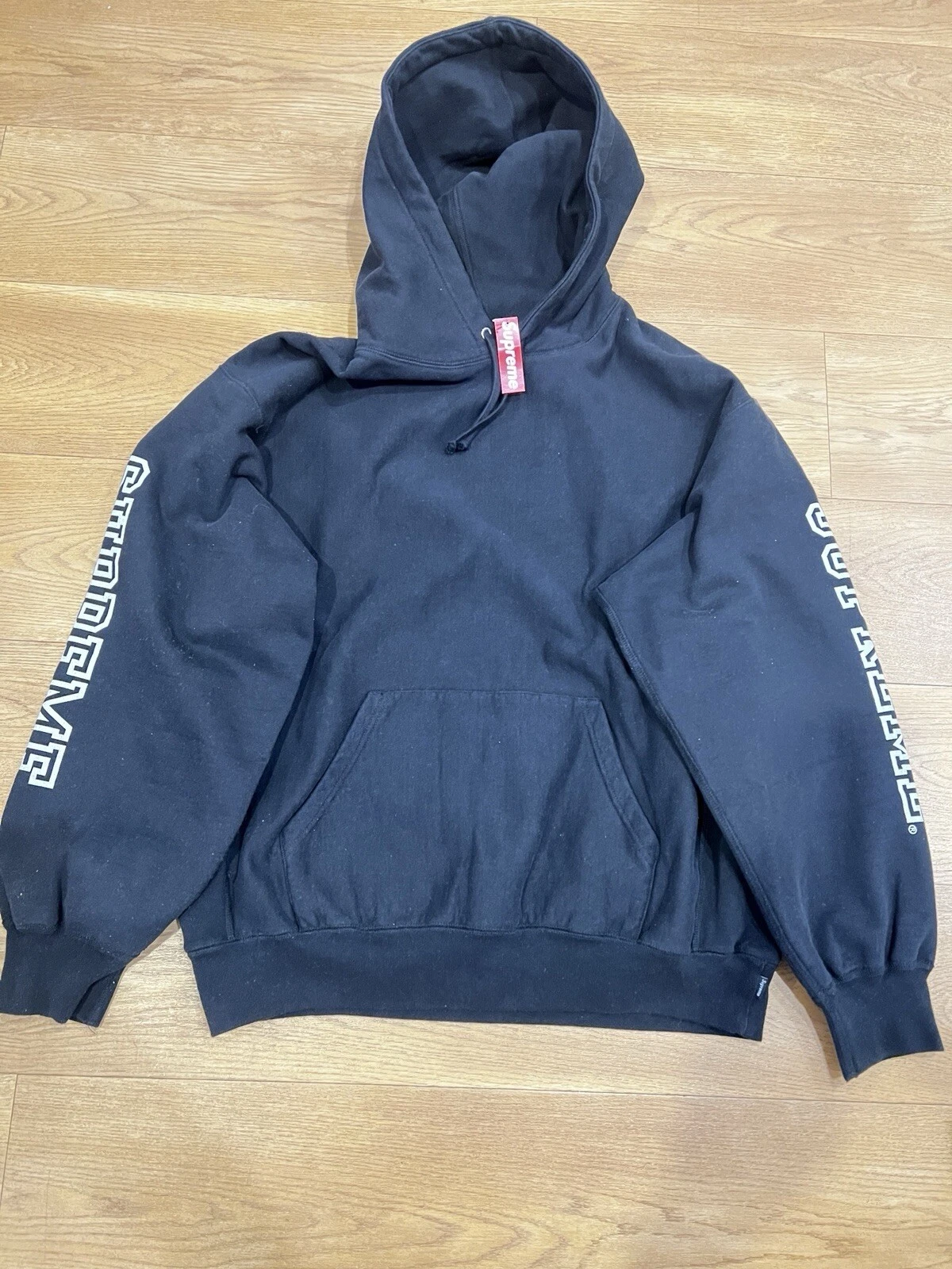 Sweat à capuche Supreme Collegiate manches noir grand FW24