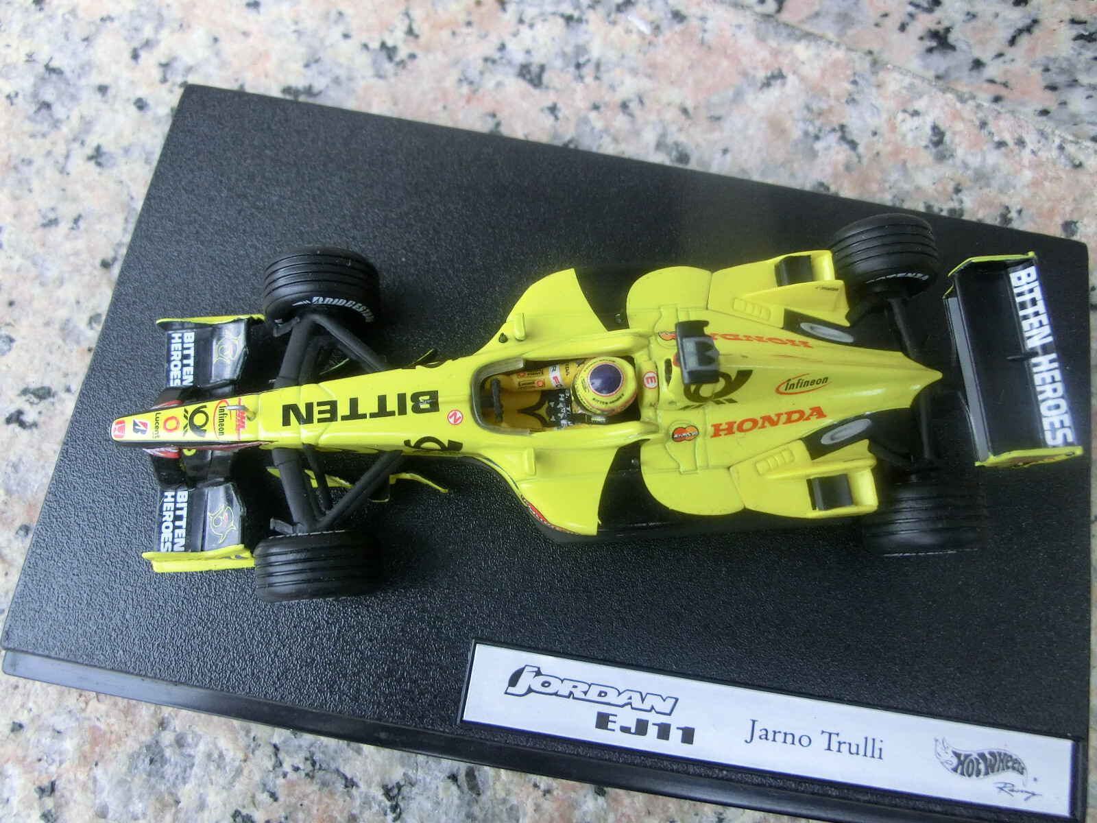Picture 3 of 5