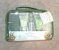 THE HEALING GARDEN SPA THERAPY Essentials Starter Kit 5 Pieces in Travel Case
