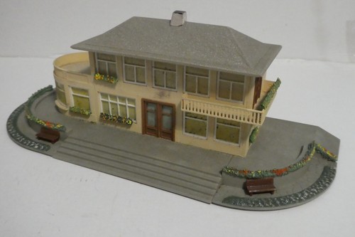 KIBRI MODELO TERMINADO ESTACIÓN O RESTAURANTE 4756 o 0/51/1 antiguo, años 50? | Condition: Gebraucht