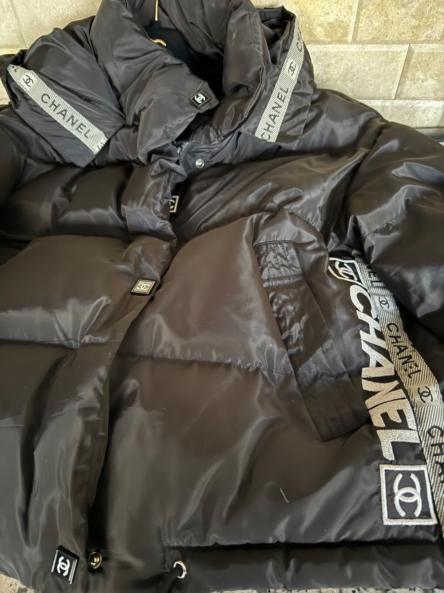 CHANEL VINTAGE IDENTIFICATION PUFFER BLACK JACKET ECRU CC CHANEL VINTAGE IDENTIFICATION PUFFER BLACK JACKET ECRU CC