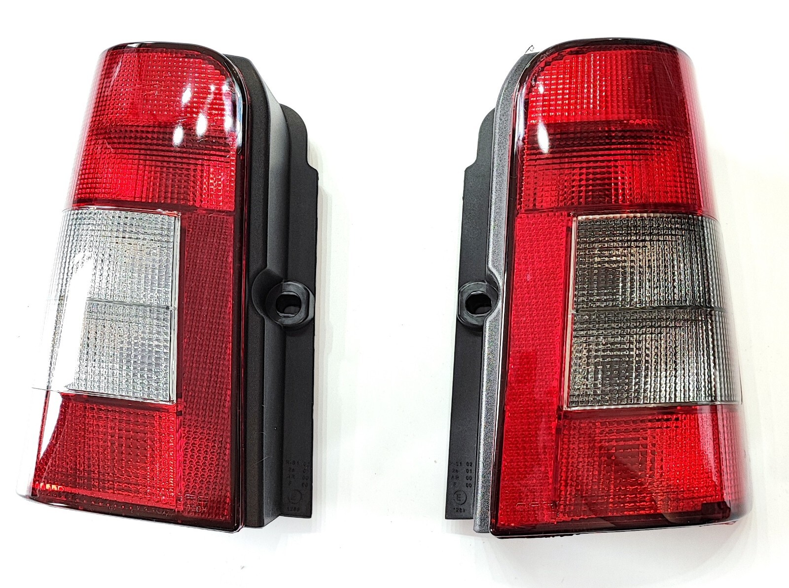 Feu stop arriere Berlingo Partner pour reparer un phare casse de hayon
