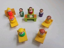 Vintage Plastic Fisher Price Little People Furniture School Desks Lot Of 15 Pc