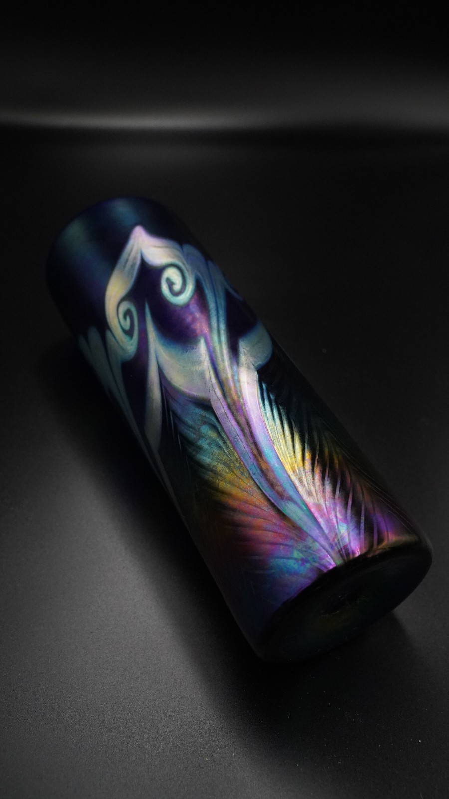 Rare Lundberg Studios Iridescent Art Glass Vase 2000 – 10” Signed Hand-Blown