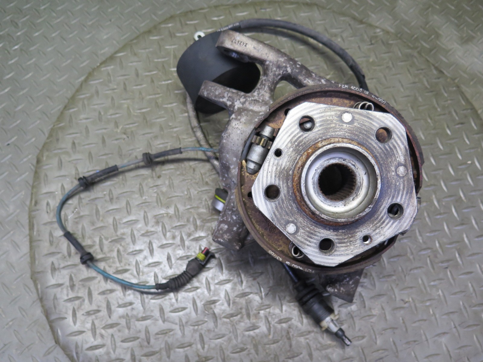 2008-2019 MASERATI GRANTURISMO M145 RWD REAR RIGHT SPINDLE KNUCKLE WHEEL HUB 40K
