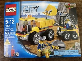 LEGO CITY #4201 Construction Loader & Dump Truck 100% Complete Miner Minifigures
