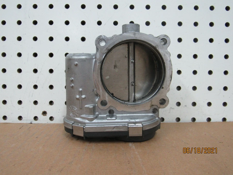 2011 2012 2013 2014 Chrysler 200 Throttle Body Assembly TBH 05184349AC OEM - Imagem 2 de 4