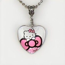 Silver Hello Kitty Heart Glass Charm Pendant On A Silver Necklace Chain 