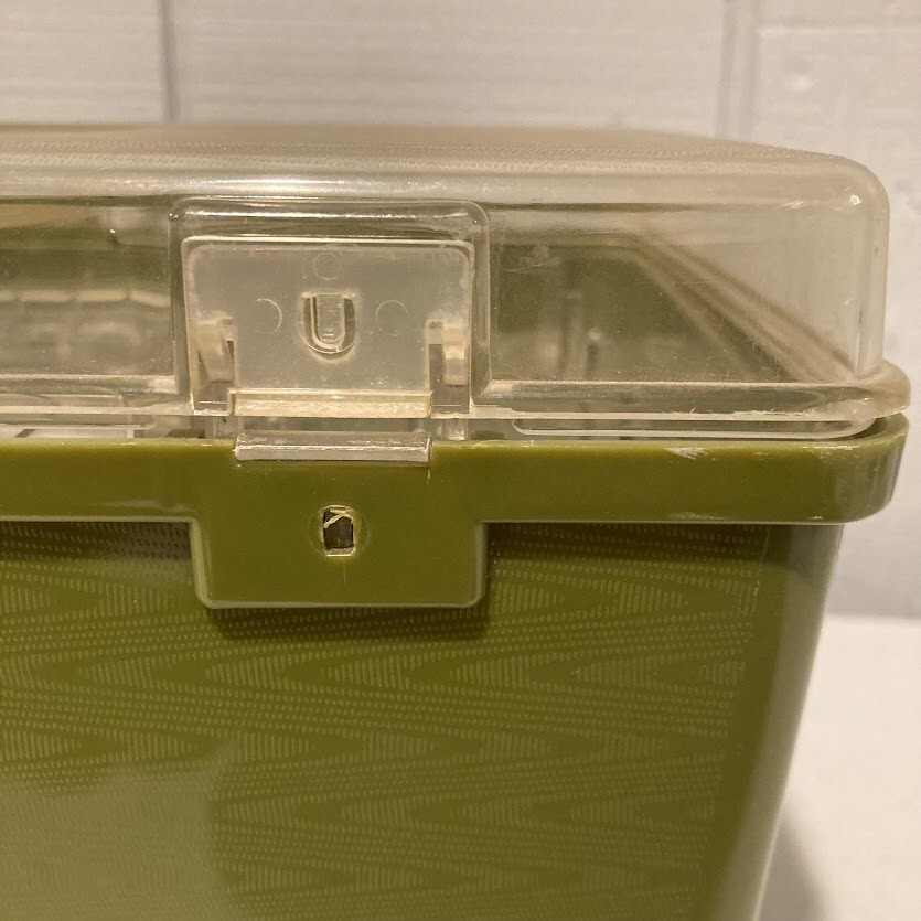 WIL-HOLD Plastic SEWING BOX 1970s Green with Tray Med Size Vintage Wilson Mfg.