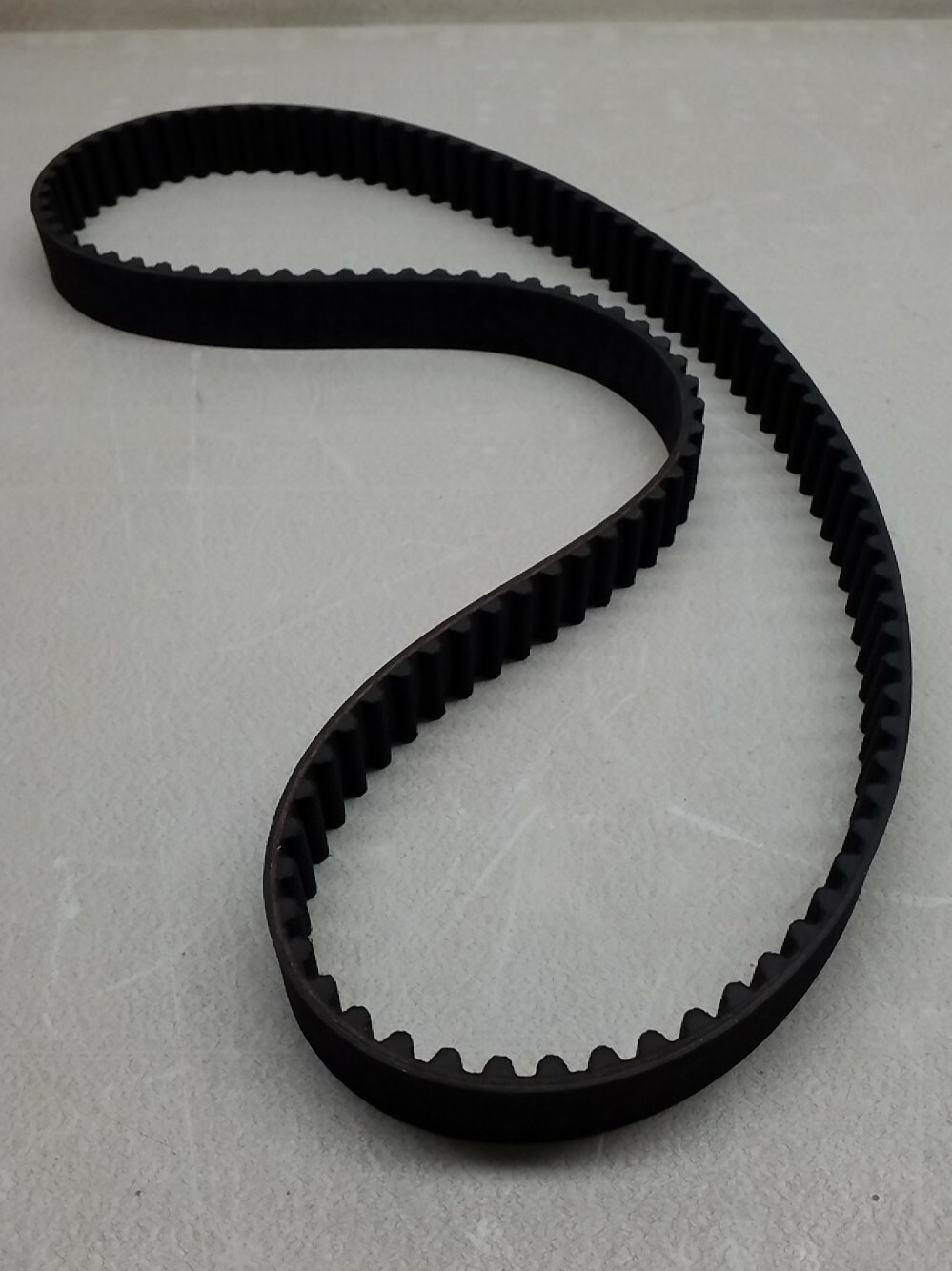 Gates T236 Timing Belt - OEM Replacement Synchronous Drive Belt - View #9