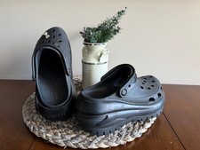 Crocs Black Lifted for men size 5  /woman 7