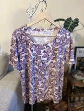 J. Jill Blouse Size L Pima Slub Scoop Neck Side Slit Tee Novelty Butterfly Print