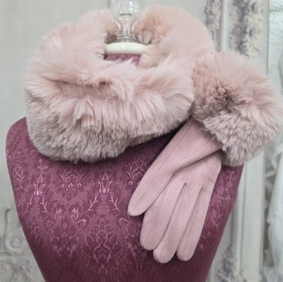Victorian Trading Cora's Faux Fur Collar Scarf & Gloves Pink 34C