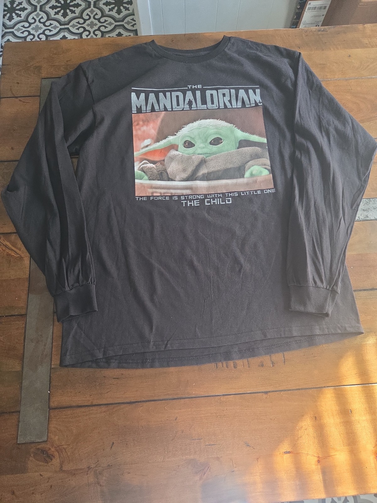 Star Wars The Mandalorian The Child Baby Yoda Graphic T Shirt Large L Charcoal image 9