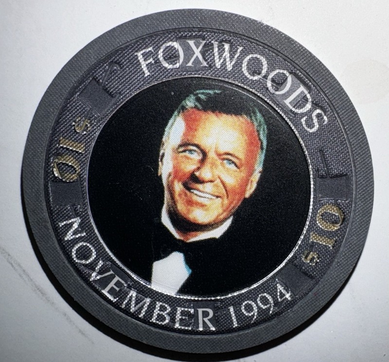 NEW $10 FOXWOODS FRANK SINATRA CASINO  CHIP NOVEMBER 1994 RARE CLASSIC PIECE