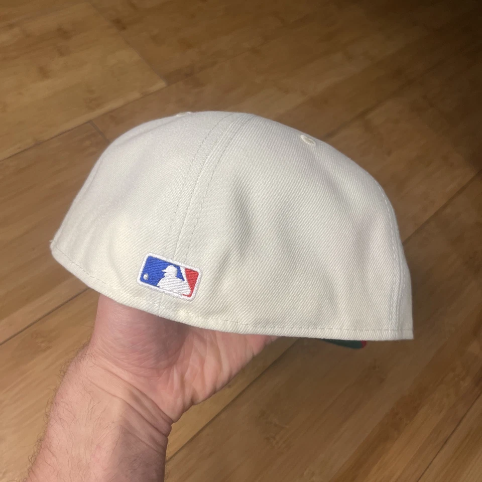 New Era 59FIFTY Chicago Cubs Chance The Snapper Gator White Red Green 7 3/4 Hat - Image 4 of 4