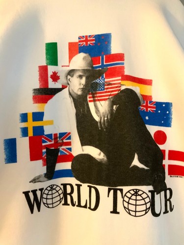 NEW 90s Garth Brooks World Tour Sweatshirt White Crewneck Sweatshirt Made n USA - Picture 3 of 7