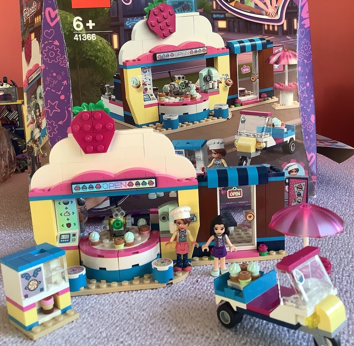 LEGO FRIENDS: Olivia's Cupcake Cafe (41366) 5702016369410 UK