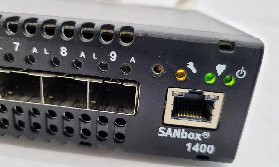 QLogic SANbox Express 1400 10 Port FC Switch SB1404-10AS C - Image 2 of 3