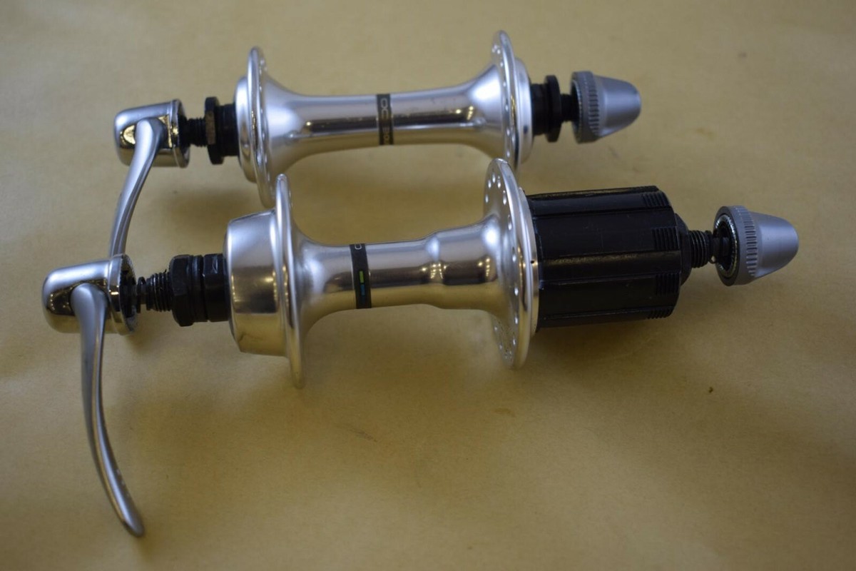 Shimano 600 Ultegra HB FH-6402 hub set 8 speed 36 hole 130mm Shimano 600 Ultegra HB FH-6402 hub set 8 speed 36 hole 130mm