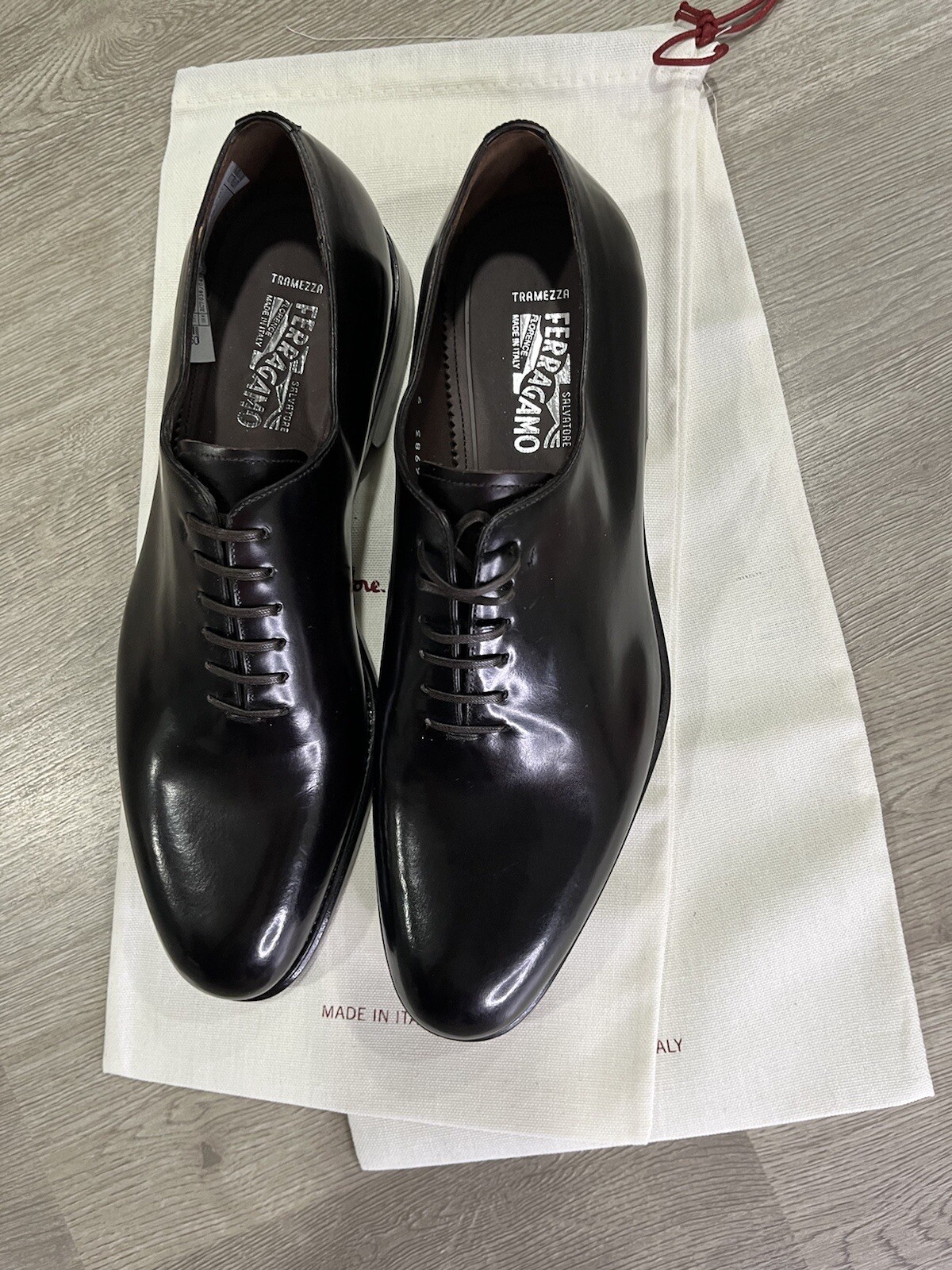 Salvatore Ferragamo Men shoes size 9 EE 