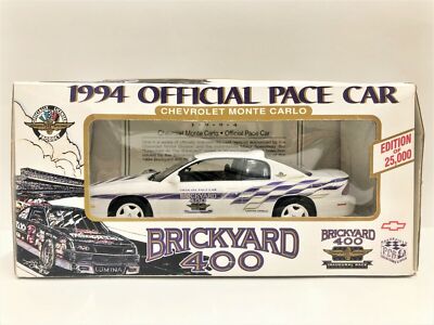 Brookfield Collectors Guild 1/25 Brickyard 400 1994 Chevy Monte Carlo Pace Car