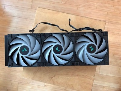Deepcool LS720 high-performance 360 mm AIO cooler (Used five times) Fr Custom PC